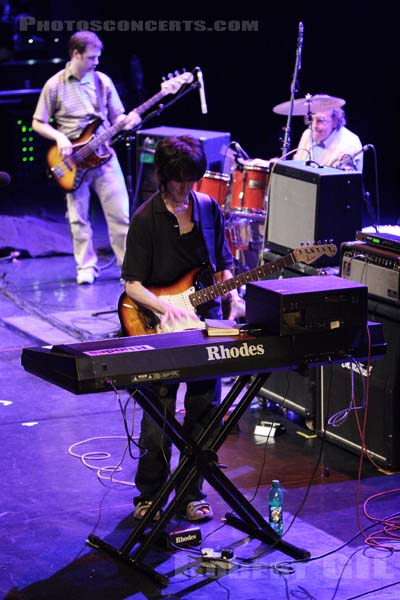 DURUTTI COLUMN - 2005-09-03 - PARIS - Forum des Images - 